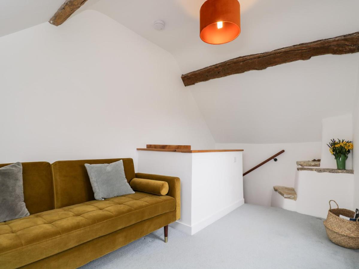 High Cogges Farm Holiday Cottages Witney Exterior photo